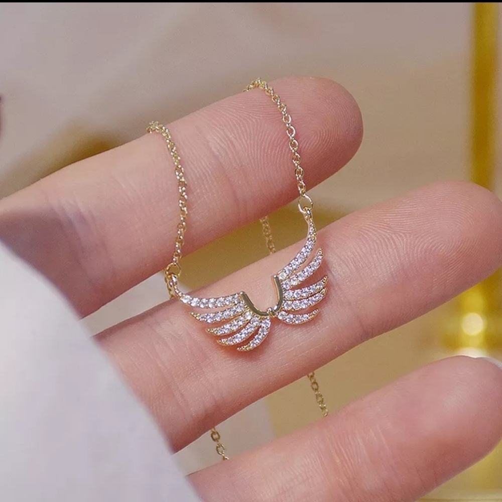 Gold Angel Wing Necklace - Picture 1 of 4